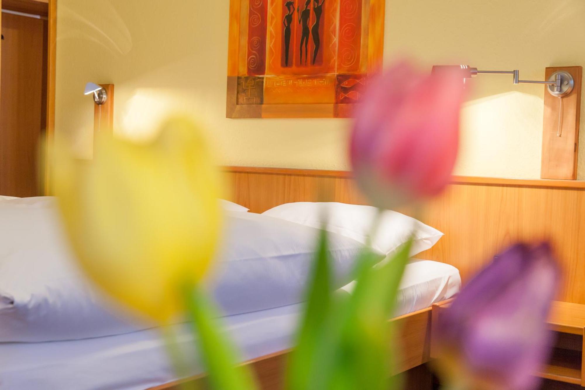 Hotel Restaurant Jägerhof Weisendorf Zimmer foto