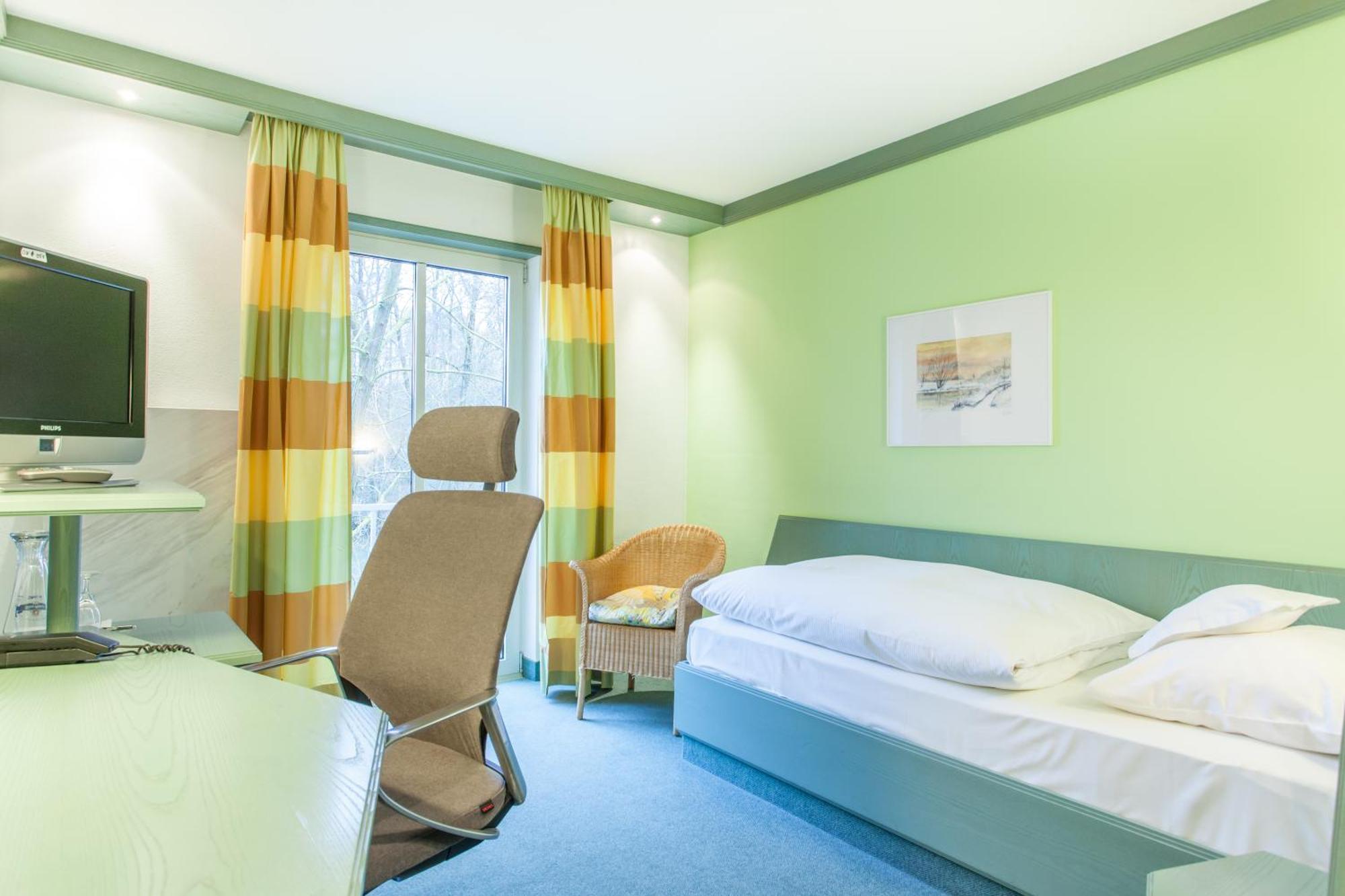 Hotel Restaurant Jägerhof Weisendorf Zimmer foto
